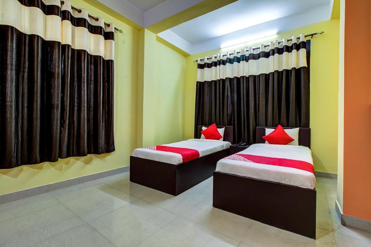 Oyo 13927 Green View Guest House Dispur Exterior photo